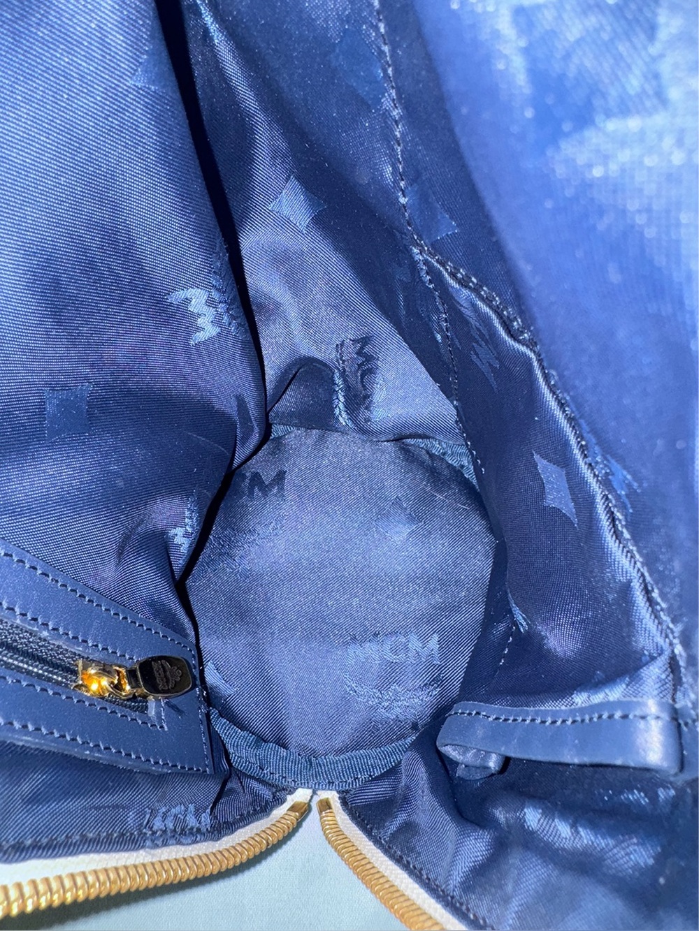 MCM Authentic White&Navy Visetos Logo Barrel Bag Navy Straps&Gold Tone Hardware - Picture 12 of 13
